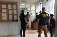 СБУ через 5 місяців згадало про гроші на Закарпатській митниці