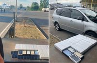 На угорському-українському кордоні в чоловіка відібрали 25 мобільних телефонів та планшетів Apple