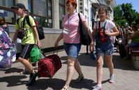 На Західну Україну повалила друга хвиля переселенців зі Сходу. Ціни на житло зреаґували