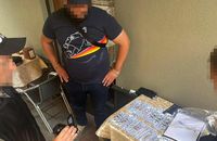 Киянин разом зі спільником орґанізував ві Львові незаконний «трансфер» чоловіків за кордон