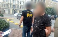 $1000 за вихід з кріпацтва – на Буковині чоловік вивозив чоловіків під виглядом волонтерів