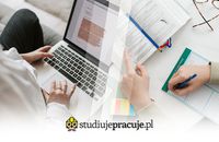 У Польщі запустили проєкт для молоді, який дозволяє поєднувати роботу з навчанням