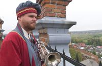 Луцький «кликун» збирає кошти на зарядні станції для військових (ВІДЕО)