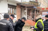 Затримали волинського "чудотворця", який з ухилянтів робив волонтерів