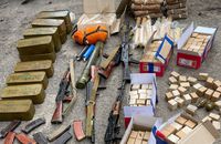 СБУ викрила на Львівщині благодійний фонд, який підпільно торгував зброєю