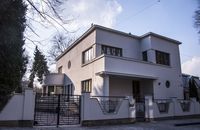 Садовий хоче продати своєму партнеру землю під колишньою резиденцією президента України