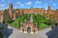 Як Габсбурги будували у Чернівцях «православний Ватикан», а створили Університет