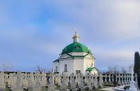 Поліція проводить обшуки на цвинтарі Почаївської лаври