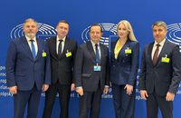 Чотири губернатора із Західної України розвіялися в Брюсселі