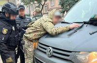 "Азовці" в Галичині грабували, викрадали та катували чоловіків