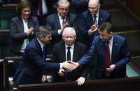 Польські оппозиціонери на чолі з Качинським відмовилися від українських нагород