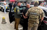 У Рівному затримали прикарпатця, який хотів врятувати двох ухилянтів